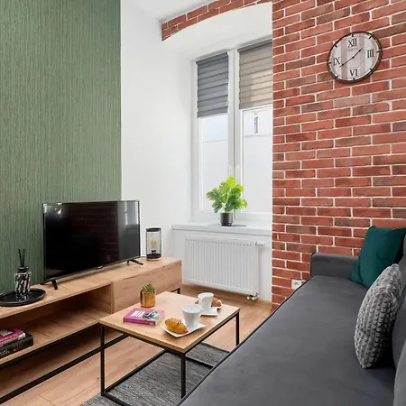 Klimatyczne Studio Blisko Centrum w Łodzi by Noclegi Renters Łódź